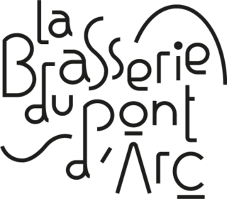 http://bieres-pontdarc.fr/wp-content/uploads/2023/04/BrasserieDuPontdArc-Black-320x280.png